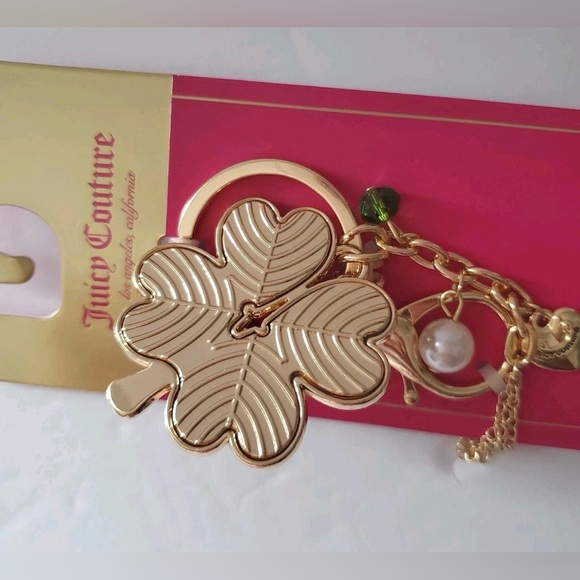 Juicy Couture Gold and Green Clover Key Holder - Picture 7 of 11
